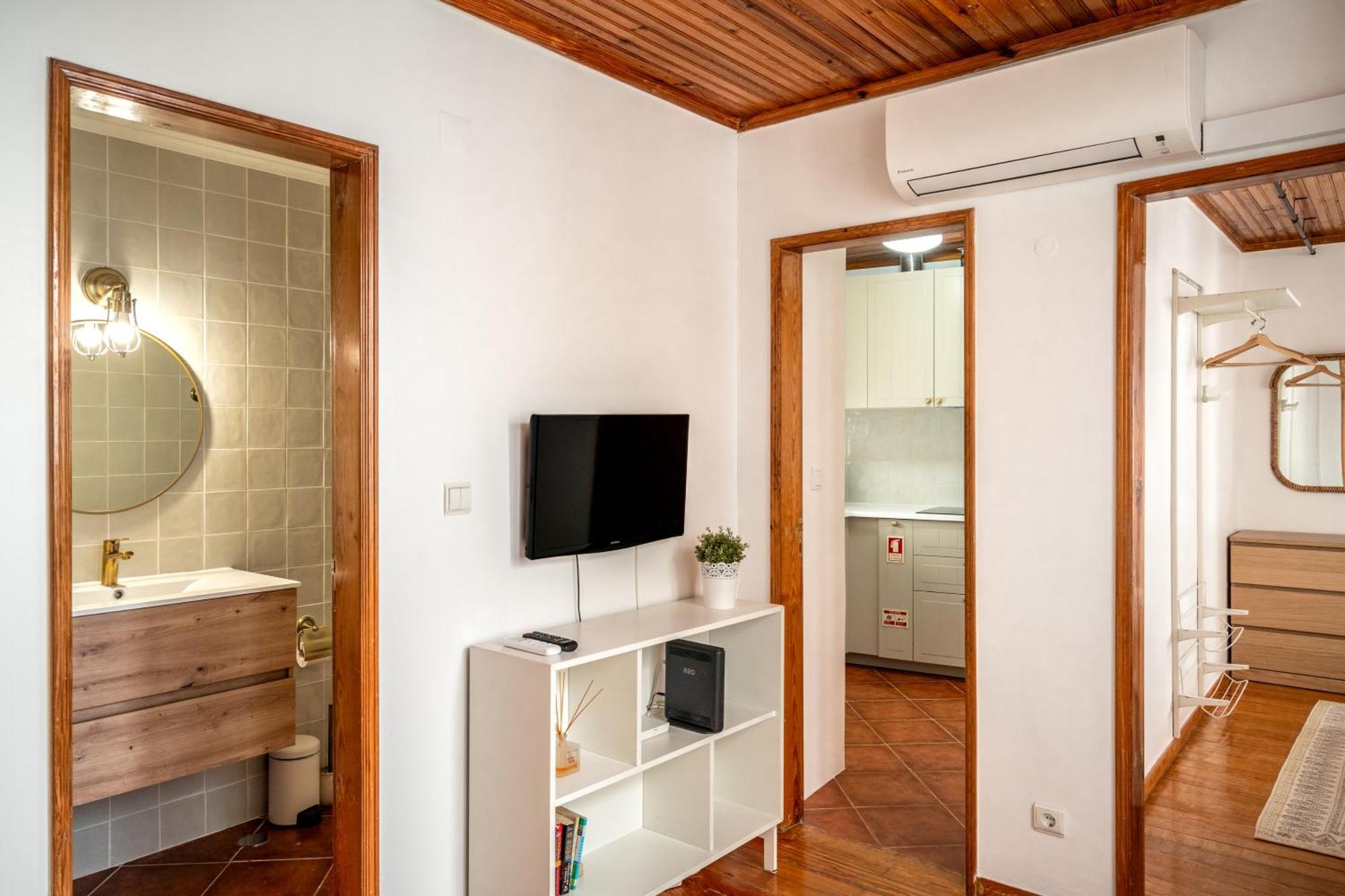 Alfama Terrace 360º - Private Terrace With Exceptional River View With A/C! Лісабон Екстер'єр фото